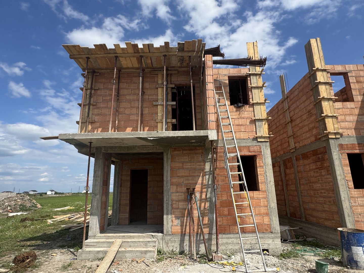 Duplex Sacalaz P+E,4Camere,3 Bai,Proiect Modern - Poză 4