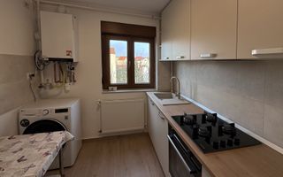 Apartament cu 3 camere in Piata Balcescu - Poză 7
