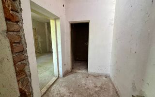 OPORTUNITATE RARA - imobil central, multifunctional, curte PROPRIE - Poză 36