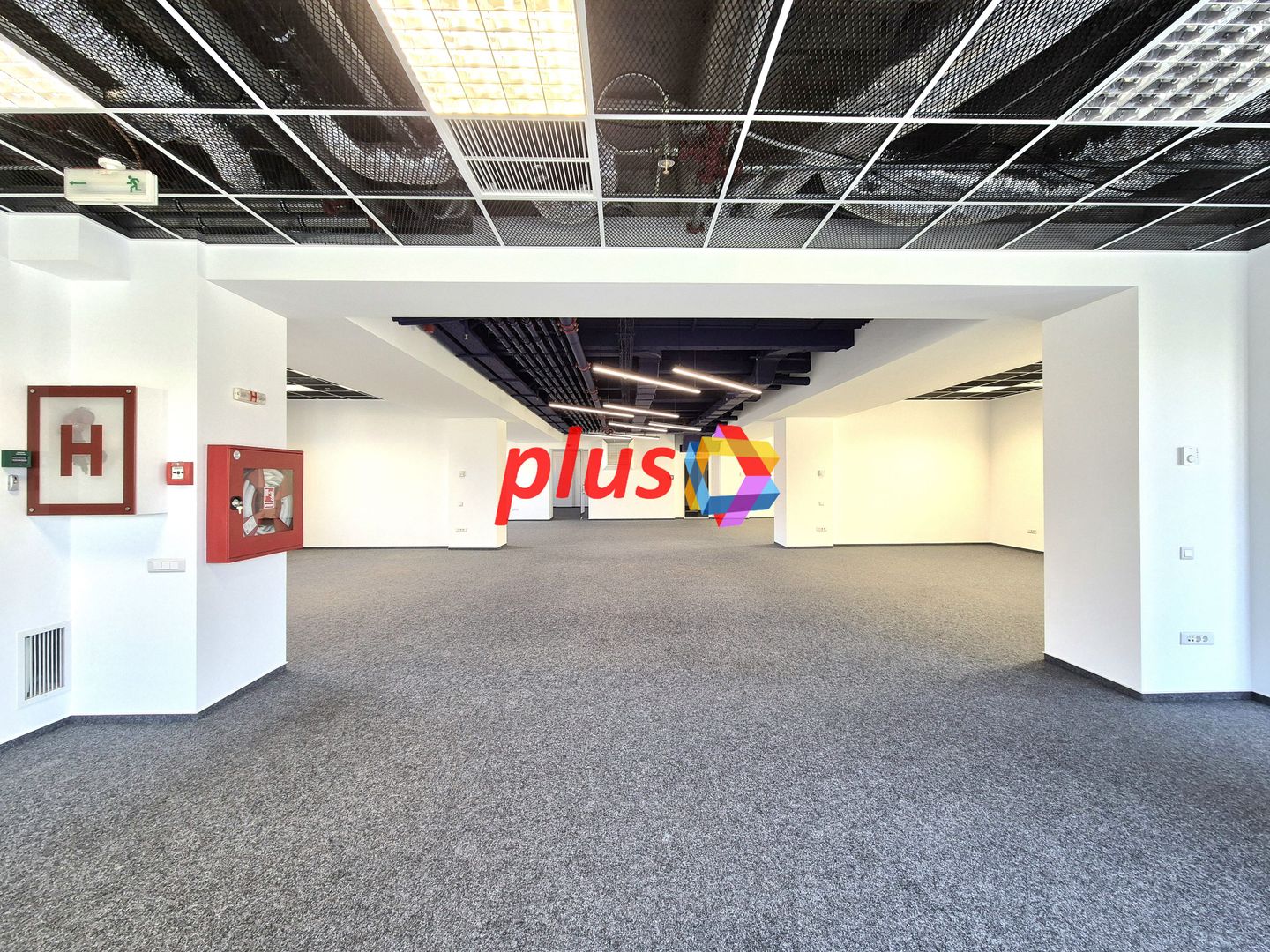 Spatiu de birouri ultramodern Brașov - 367 mp + Teresa 240 mp - Poză 2