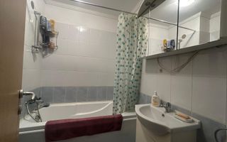 Garsoniera 45 mp cu balcon, mobilata, utilata - zona Lazaret - Poză 7