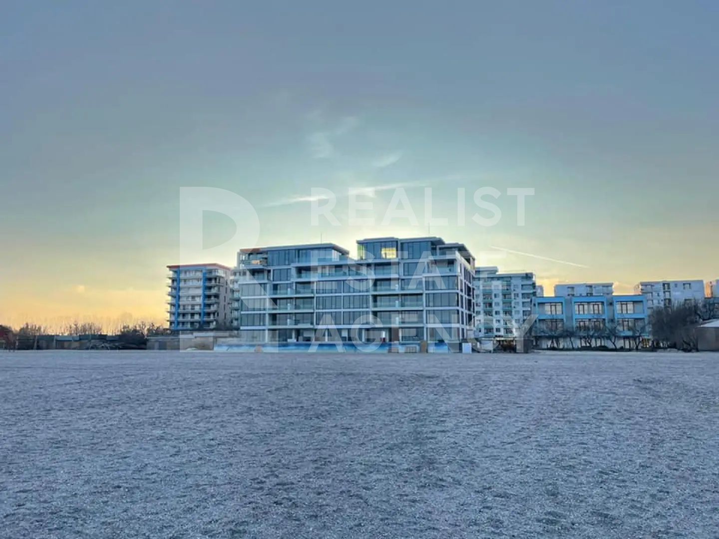 Vânzare, apartament cu 4 camere, Mamaia Nord - Poză 1