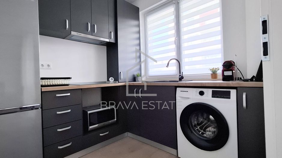 Apartament o cameră, 37mp, balcon, parcare subterană, str.Abatorului - Poză 2
