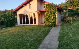Casă de închiriat în Buznea, la 2 km de Piața Târgu Frumos - Poză 1