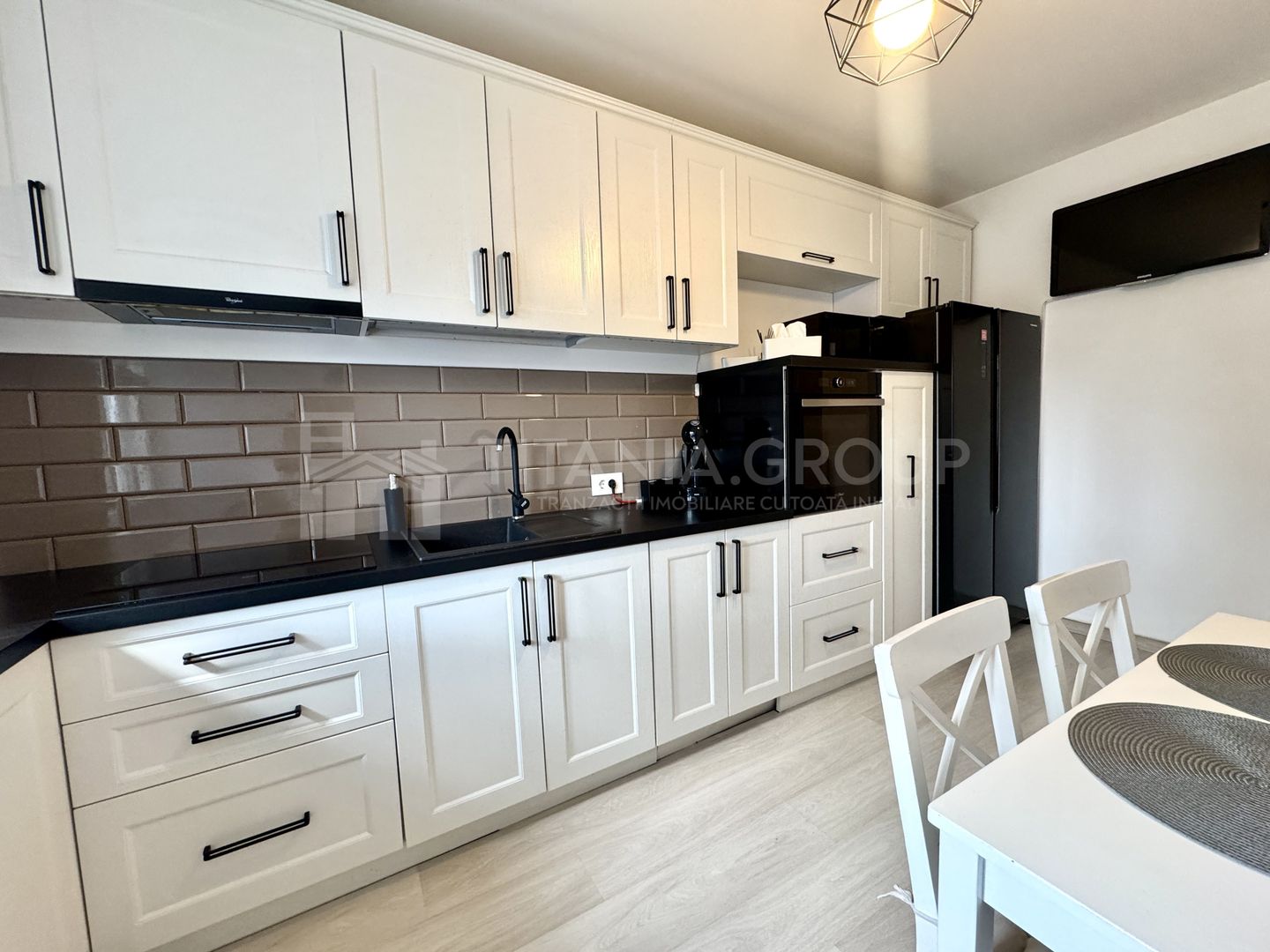 Apartament 2 camere decomandat, boxa+ parcare, contract ANAF - Poză 6