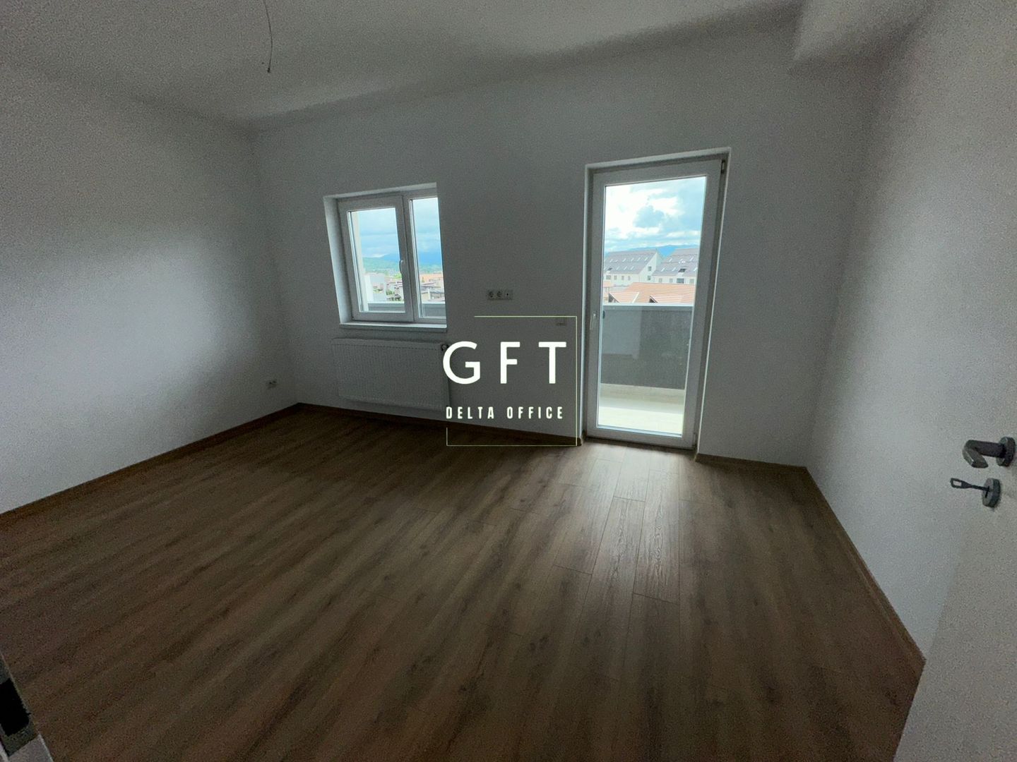 APARTAMENT 3 CAMERE+TERASA 23.55 MP.  COMISION 0 % - Poză 2