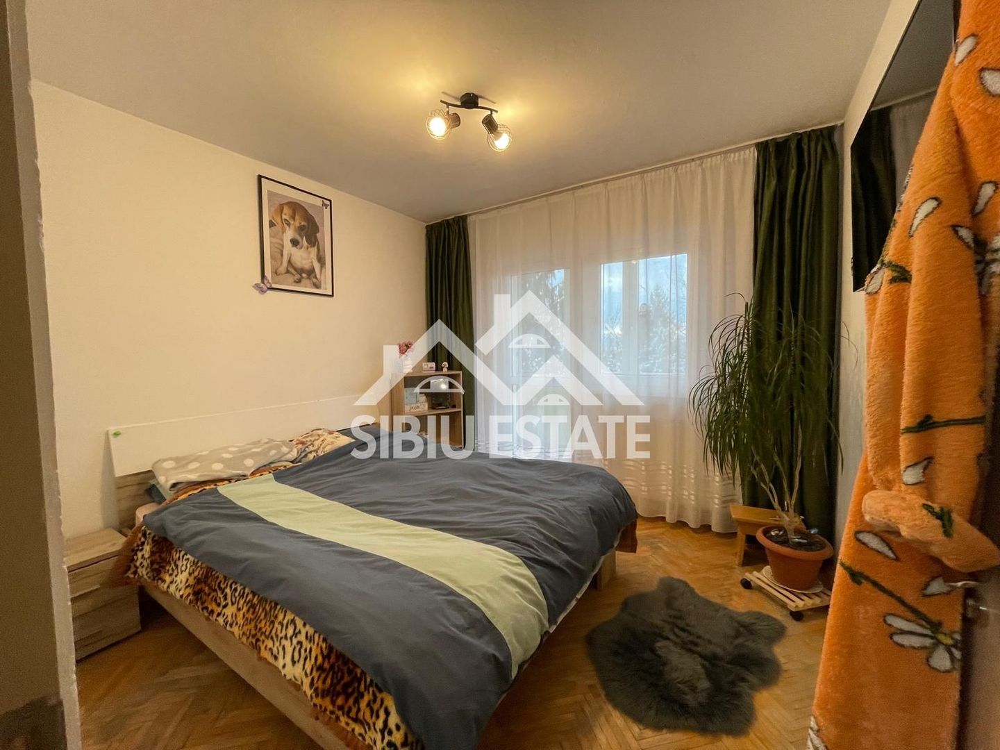 Apartament decomadat cu 3 camere, etaj 2 Cartier Valea Aurie - Poză 6
