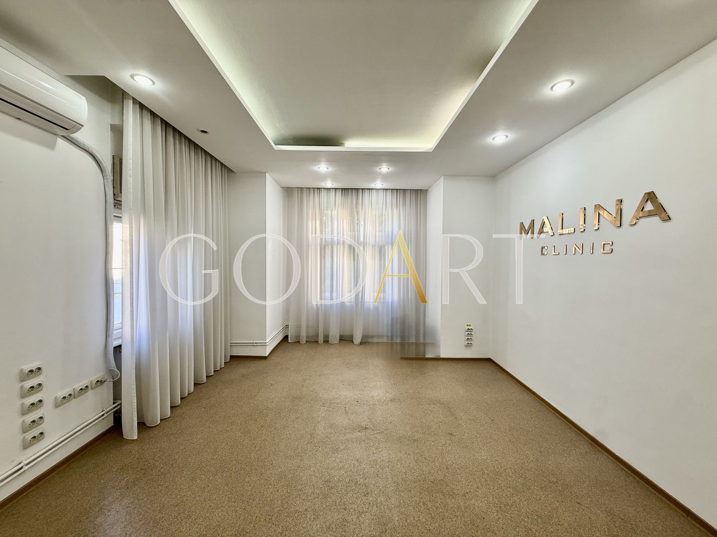 Apartament in vila | Ultracentral | 2 intrări | Garaj 30 mp | Renovat - Poză 3