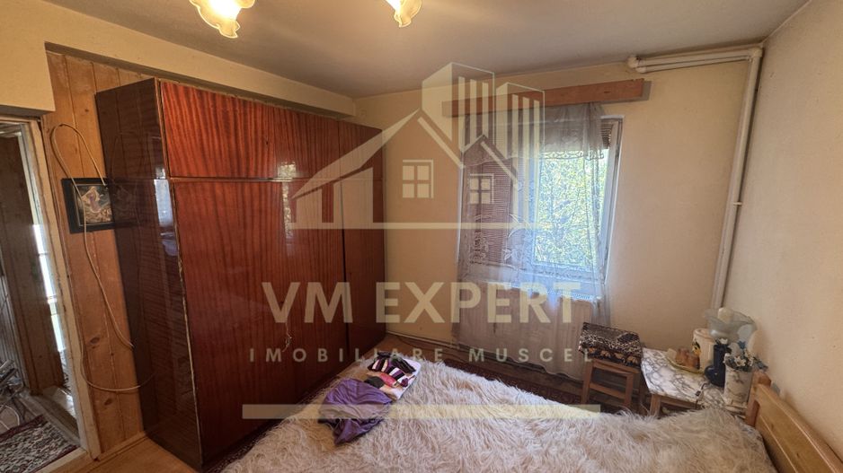 CASA 11 CAMERE TEREN 893 MP LEREȘTI ARGEȘ - Poză 13