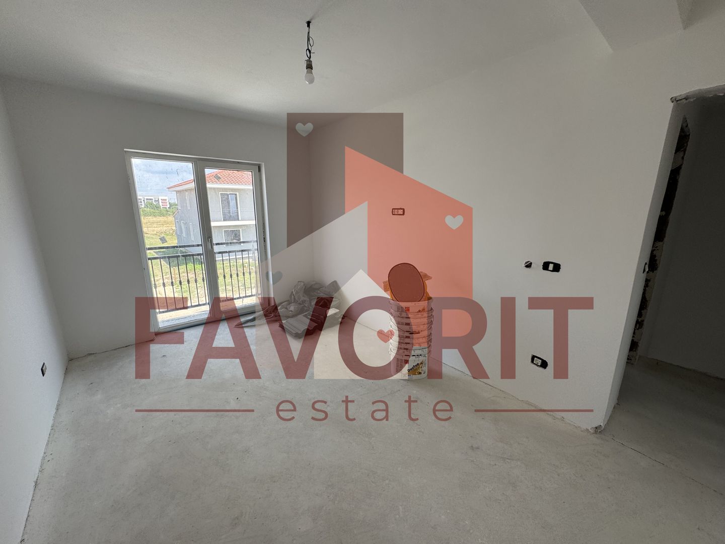 Aproape de benzinaria ESO. Finisaje la alegere - Poză 13