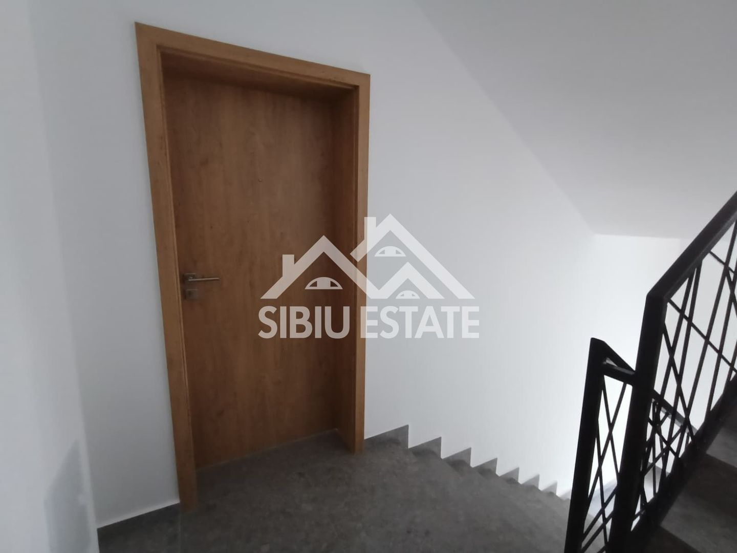 Apartament 3 camere de vânzare ,zona de vest, comision 0 - Poză 14