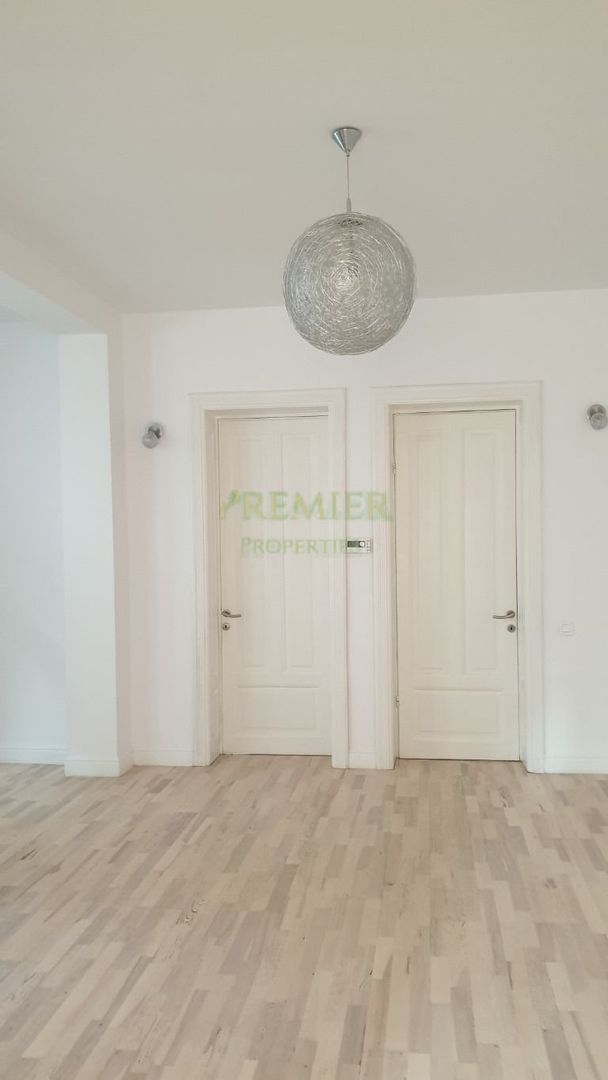 închiriere o vilă interbelică elegantă, complet restaurată - Poză 9