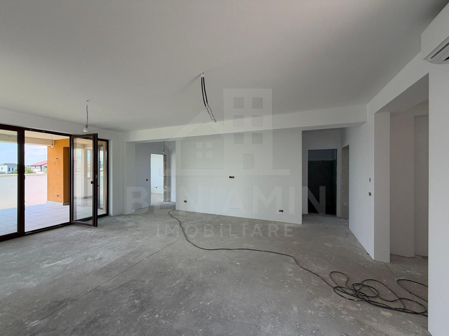 Vila Premium-4 Dormitoare-4 Bai-teren 500mp-Toate utilitatile-Ford - Poză 7