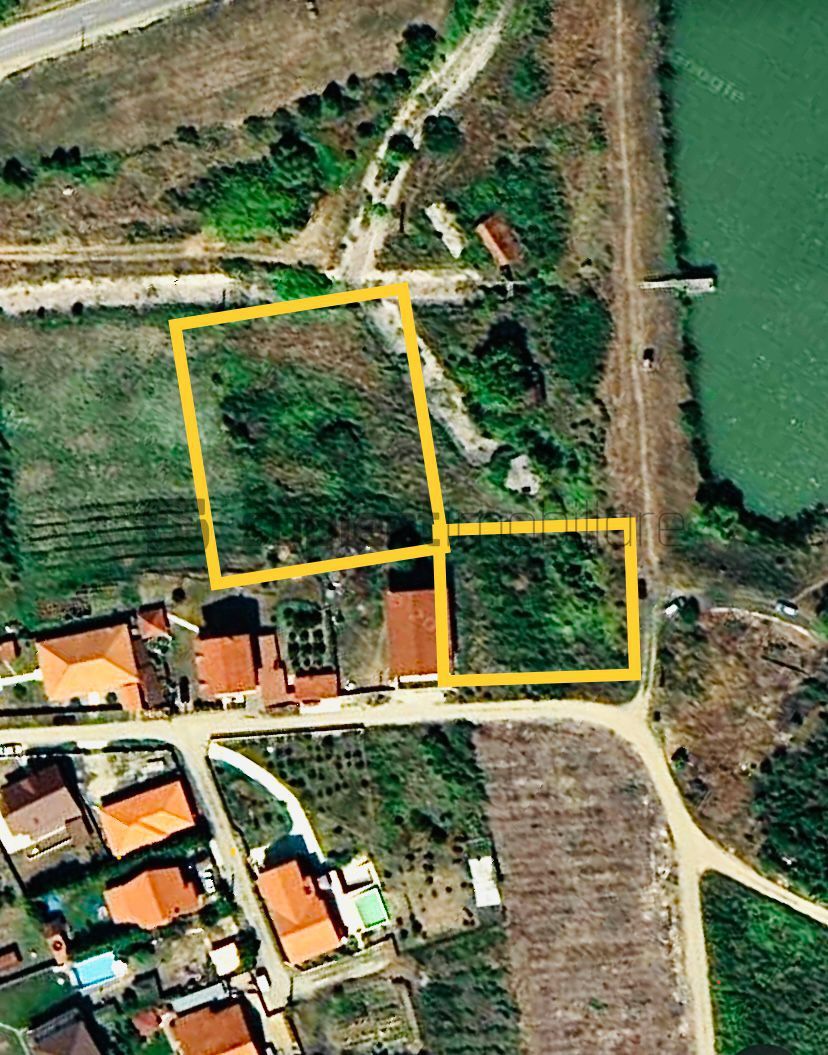 Sapient | Parcele pe str. Dealu mare , lacul Hanul Pescarilor - Poză 1