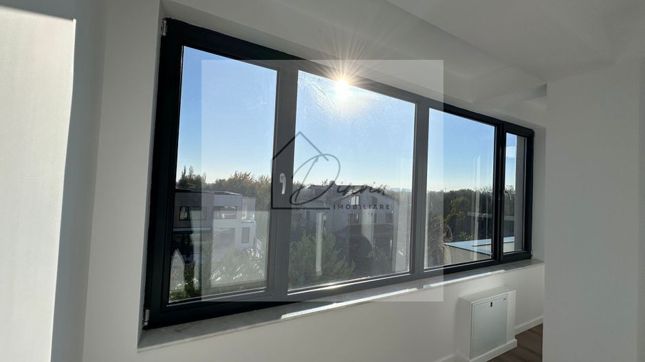 Vila de vanzare 5 camere ,4 bai, curte 85 mp zona Jollie Ville Pipera - Poză 17