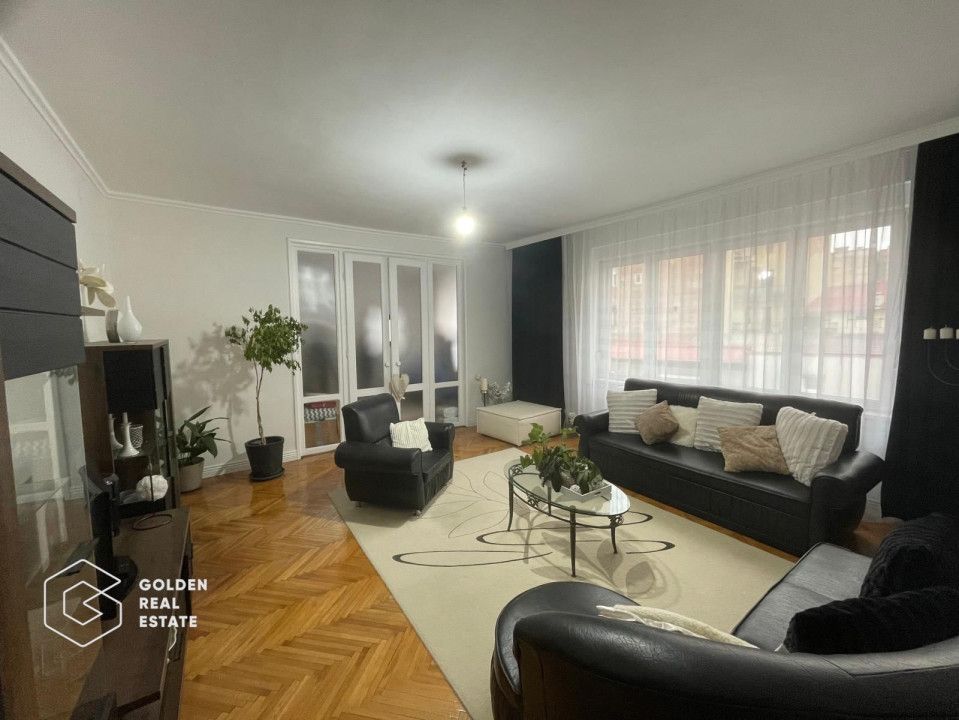 Proprietate ultracentrala, compusa din 2 apartamente - Poză 1