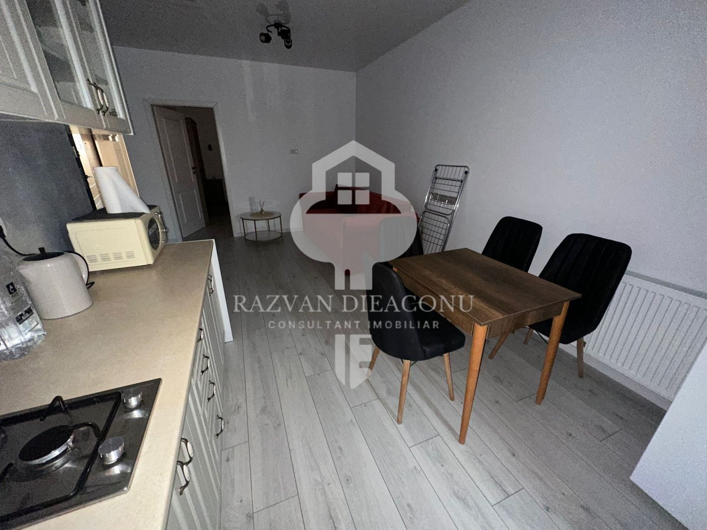 De vanzare apartament mamaia-sat - Poză 1