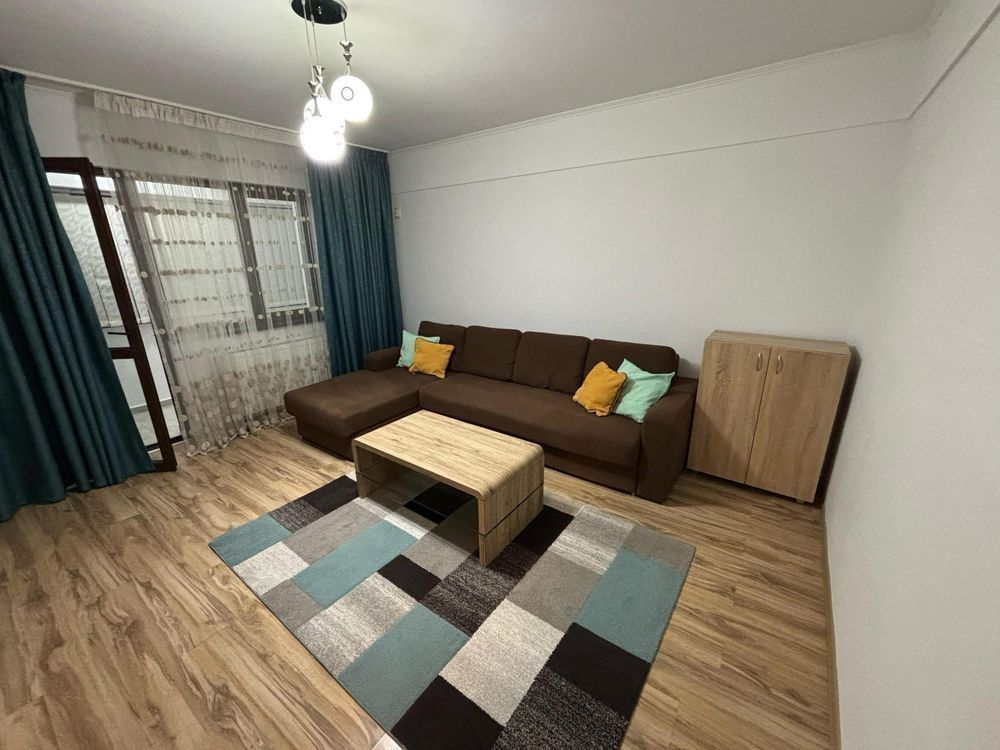 Inchiriez Apartament 2 Camere - Poză 1