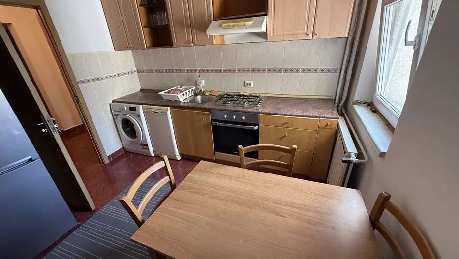 Apartament 3 camere, 2 băi, metrou Timpuri Noi, vedere dublă - Poză 1