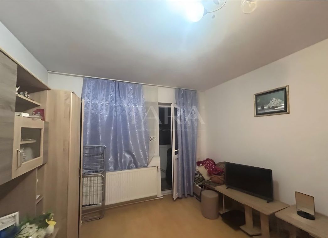 Apartament cu 2 camere decomandate, 50 mp, balcon. - Poză 8