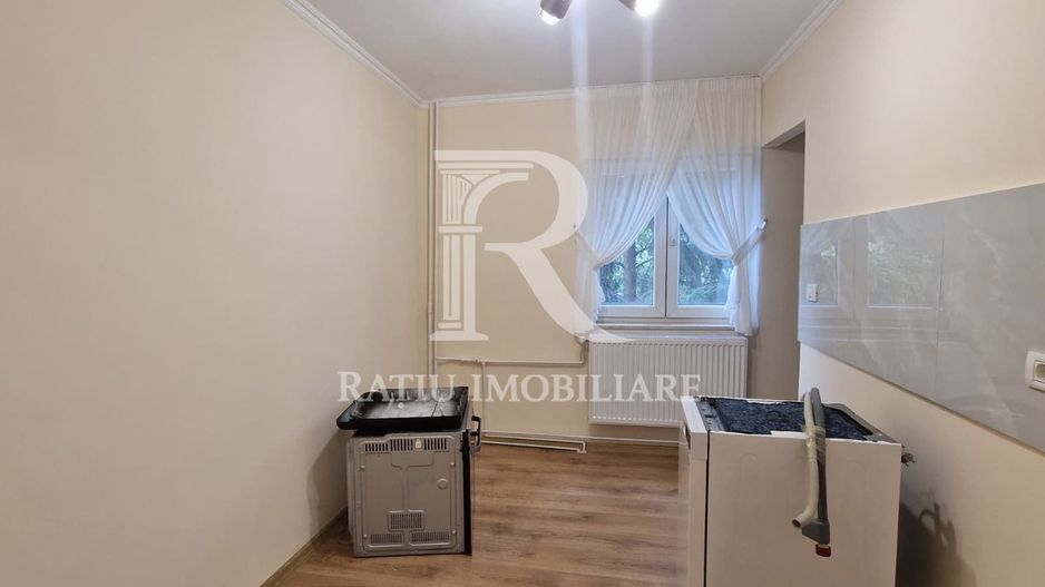 Apartament cu 3 camere | Etajul 2 | Nufarul | Oradea - Poză 9