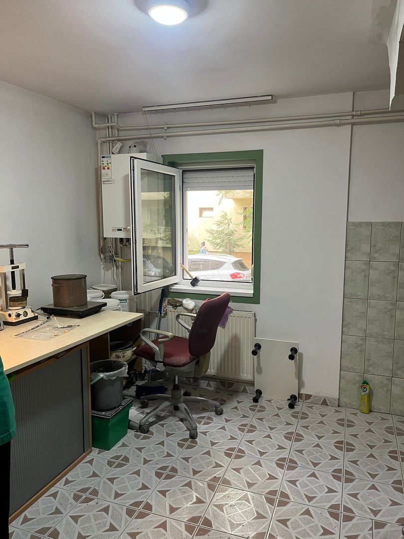 De vânzare – Spațiu comercial 56 mp – Intrare din stradă + casa scarii - Poză 4