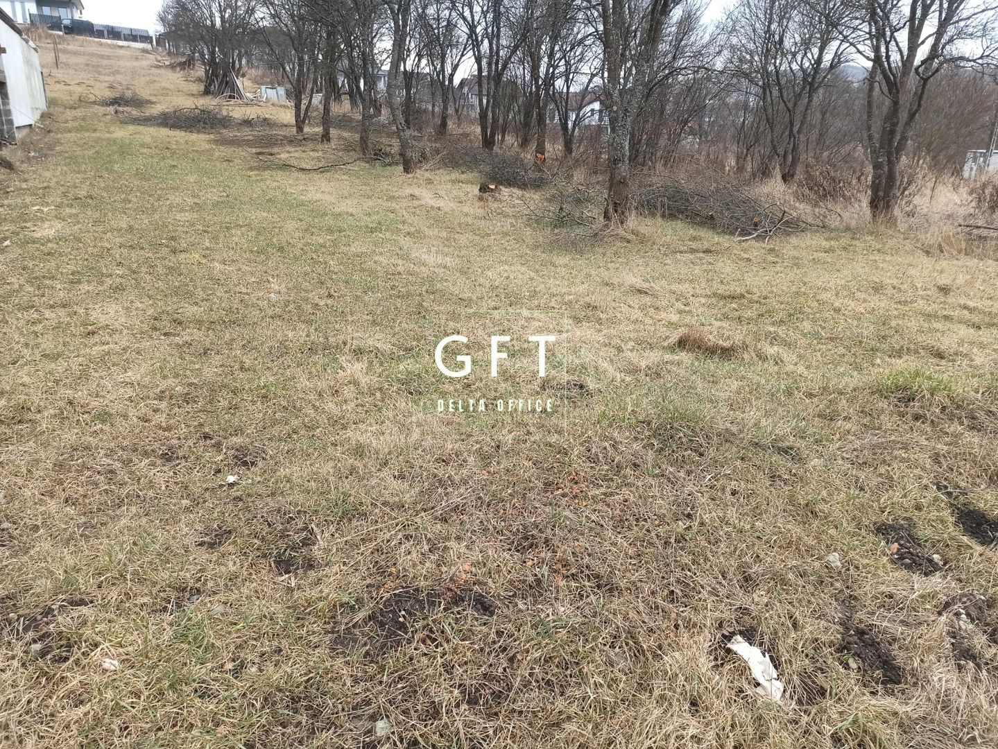 Teren intravilan 1953 mp cu utilitati- Zona Valea Sigmirului - Poză 1