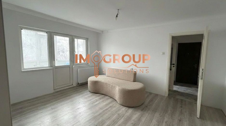 Apartament cu 2 camere -etaj intermediar - renovat complet - Poză 1