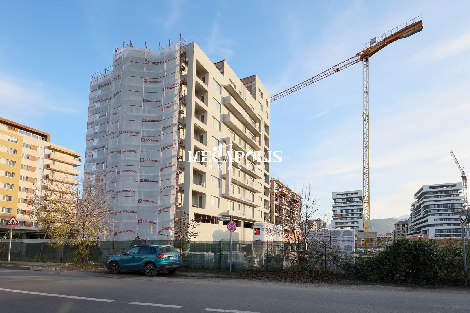 Apartament 3 camere/ Coresi/ Plata Tranşe/ Credit - Poză 2