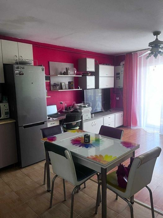 Vanzare apartament cu 3 camere Apahida - Poză 1