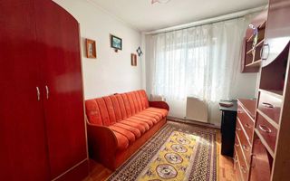 Apartament de vânzare, 3 camere, semidecomandat, mobilat și utilat, Pașcani - Poză 1