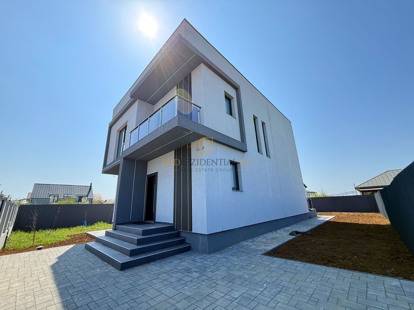 Vila individuala de vanzare, 4 camere, 3 bai, central Comuna Berceni - Poză 3