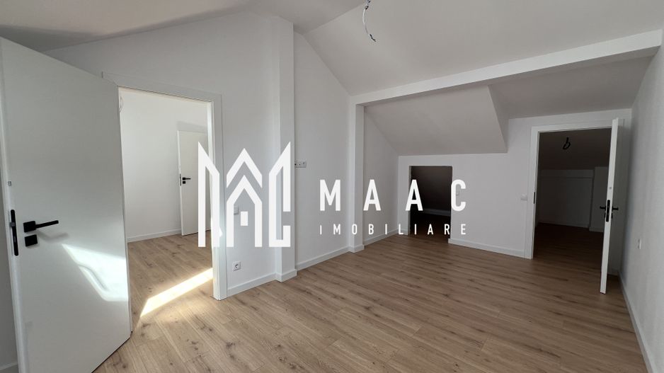 Penthouse Elegant pe 2 Niveluri cu Terasă și Vedere Superbă - Poză 9