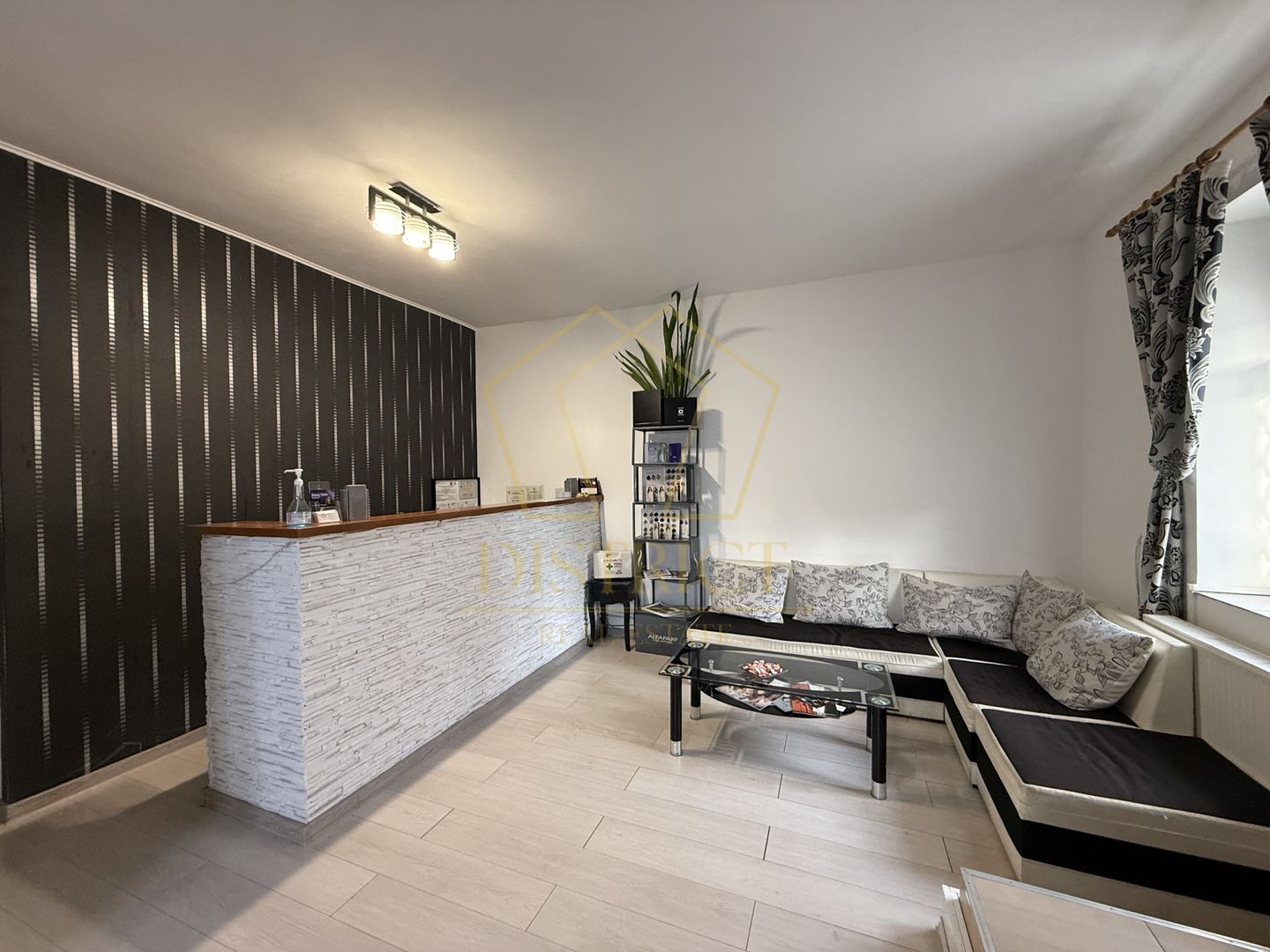 Spatiu comercial de inchiriat 70mp  |  Complex, Bvd. Eroilor de la Tisa - Poză 1