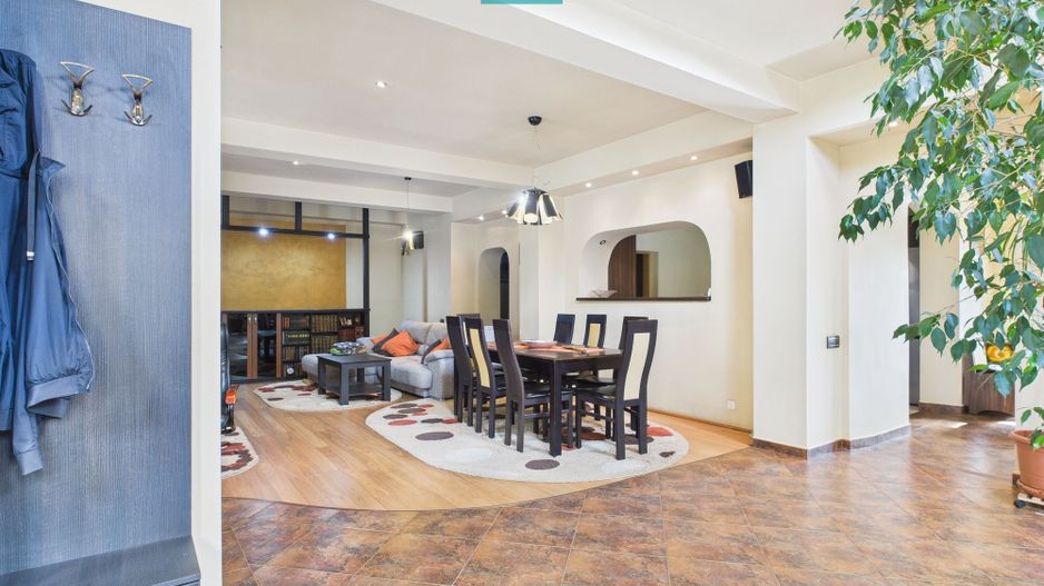 Casă 6 camere - Dumbrăvița - Poză 2