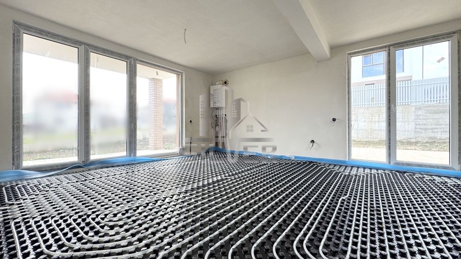 Casa alipita prin garaj/Teren 417 mp/CF. - Poză 8