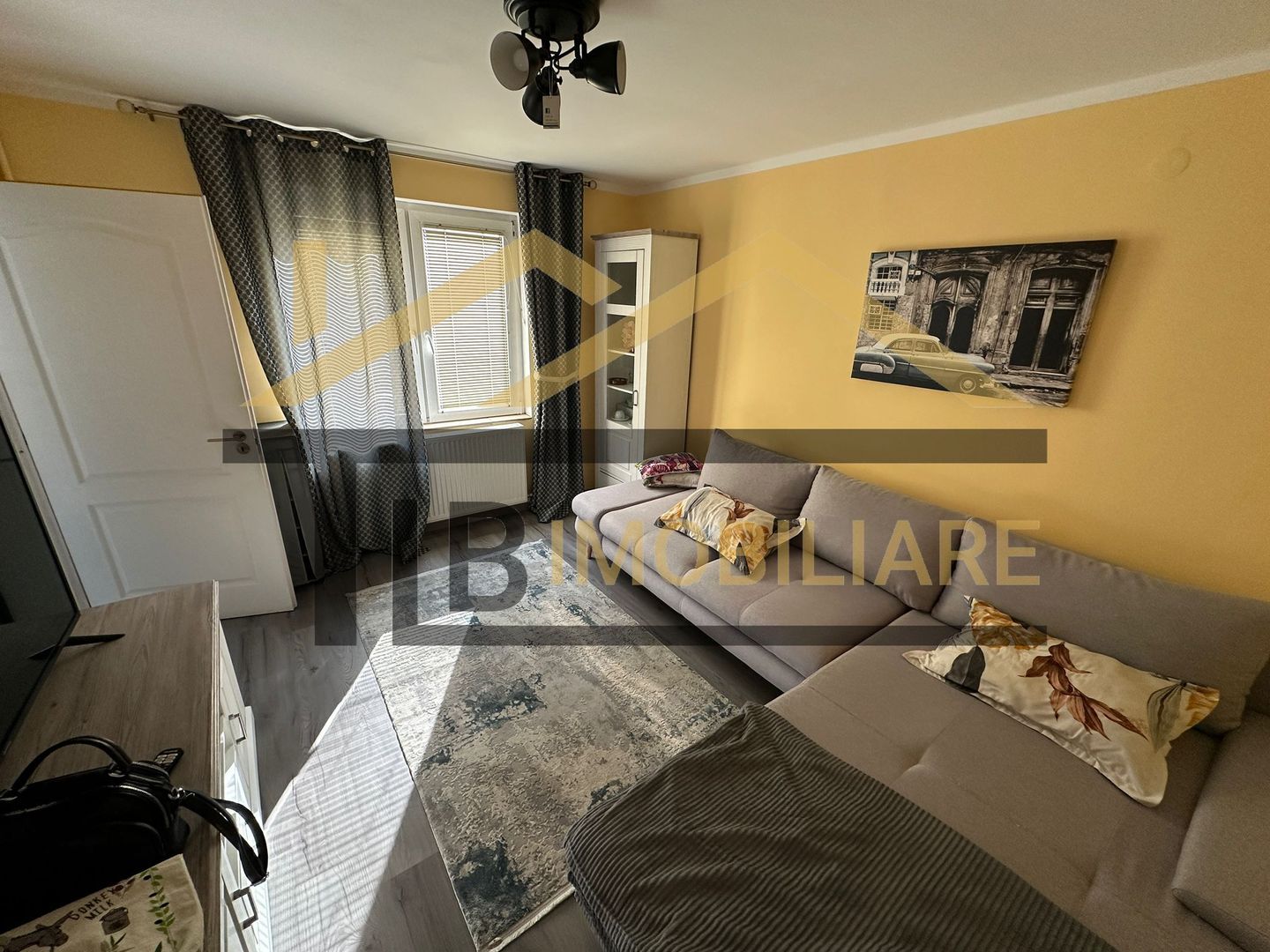 Casa de 4 camere, 111mp, Zona Semi-Central - Poză 2