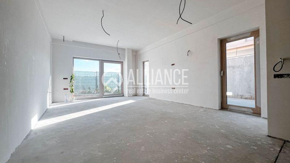 TOMIS PLUS (COD 05)Casa Premium Intr-un Cartier Nou  Liniste, - Poză 5