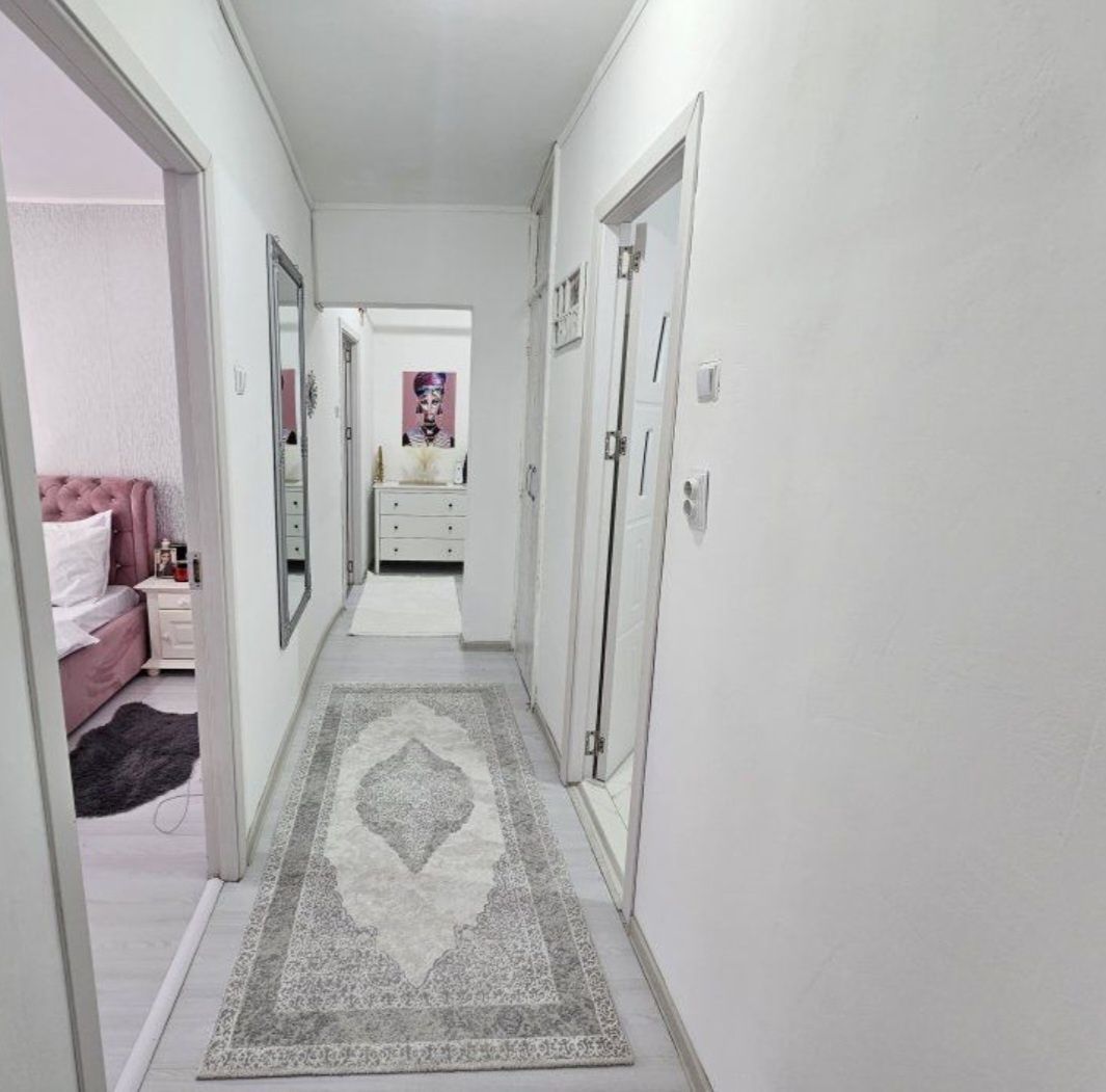 APARTAMENT COCHET ZONA VITAN - Poză 1