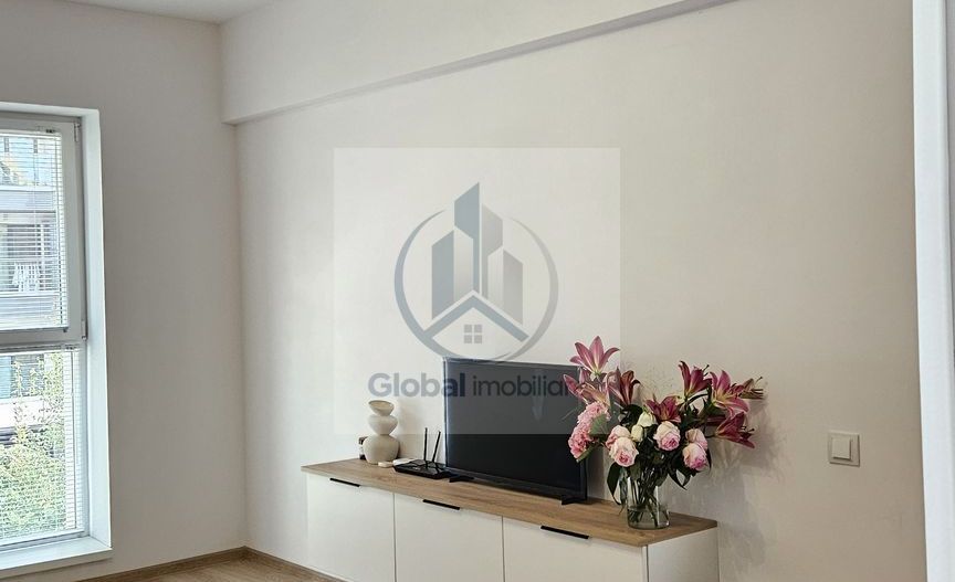 Proprietar inchiriez apartment nou la 10 min de metrou,Parcare inclusa - Poză 6