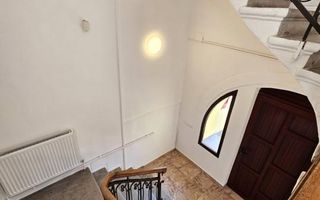 🏢 Spațiu de birouri – 5 camere, 3 băi – Etaj 1 vilă, Zona Centrală - Poză 10