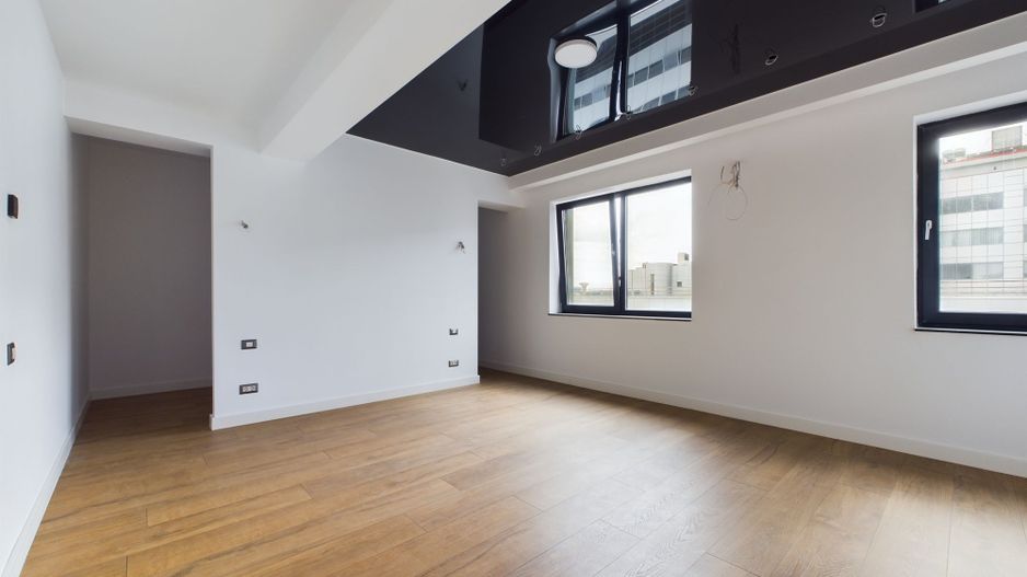 Penthouse Elegant de 4 Camere cu Terasă Panoramică, Bulevardul Pipera - Poză 1
