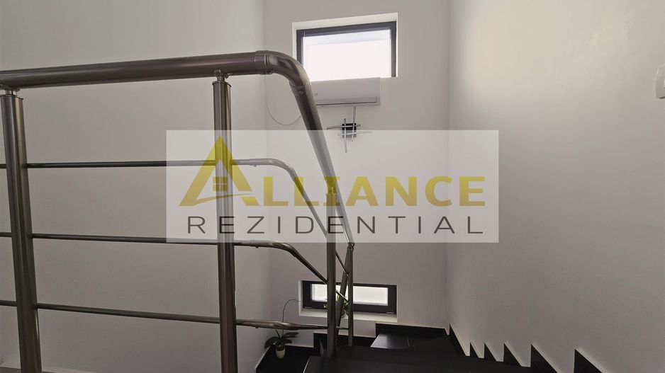 Mobilata si utilata-4 camere- pod- mutare imediată - Poză 8