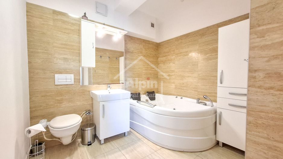 Apartament Central I Priveliste Deosebita - Poză 16