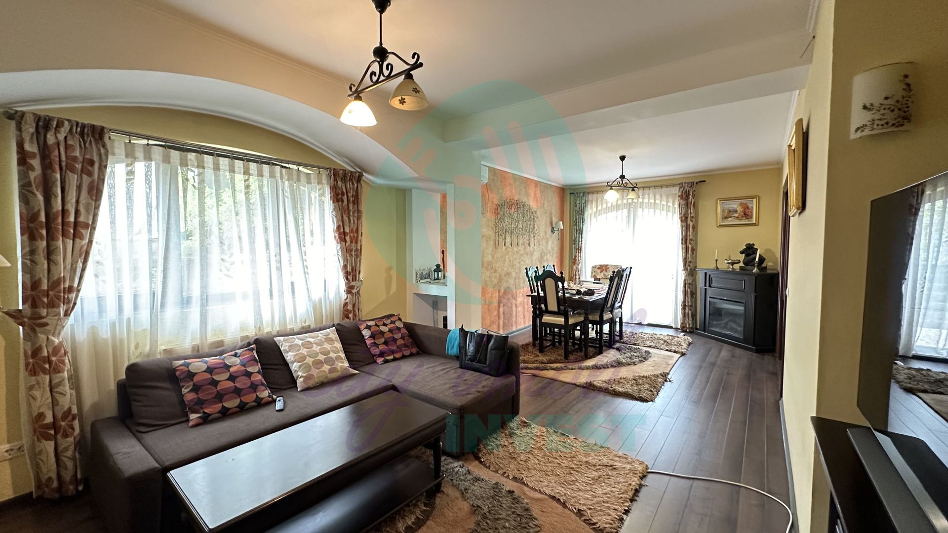 Vila 2013, bine compartimentata, aproape de metrou - Poză 1