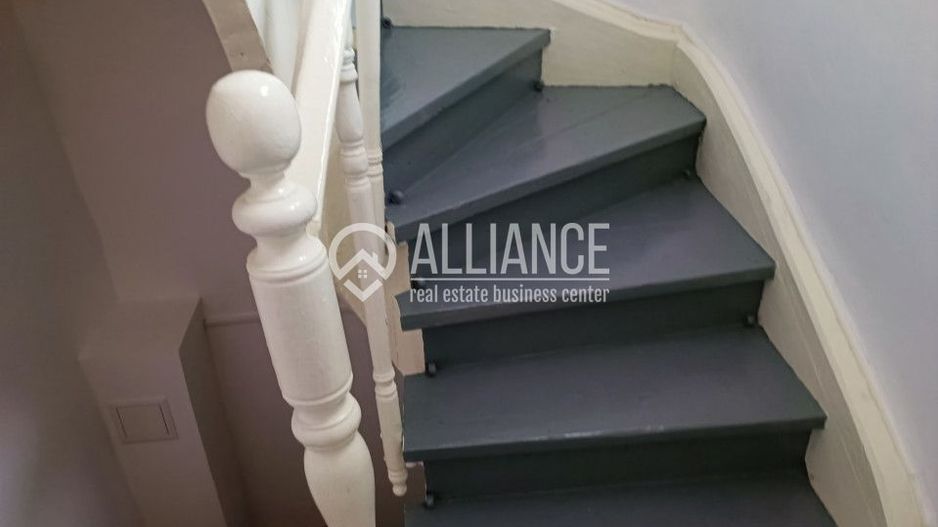 CENTRU SALA SPORTURILOR(COD03)- Casa interbelica si curte generoasa ! - Poză 54