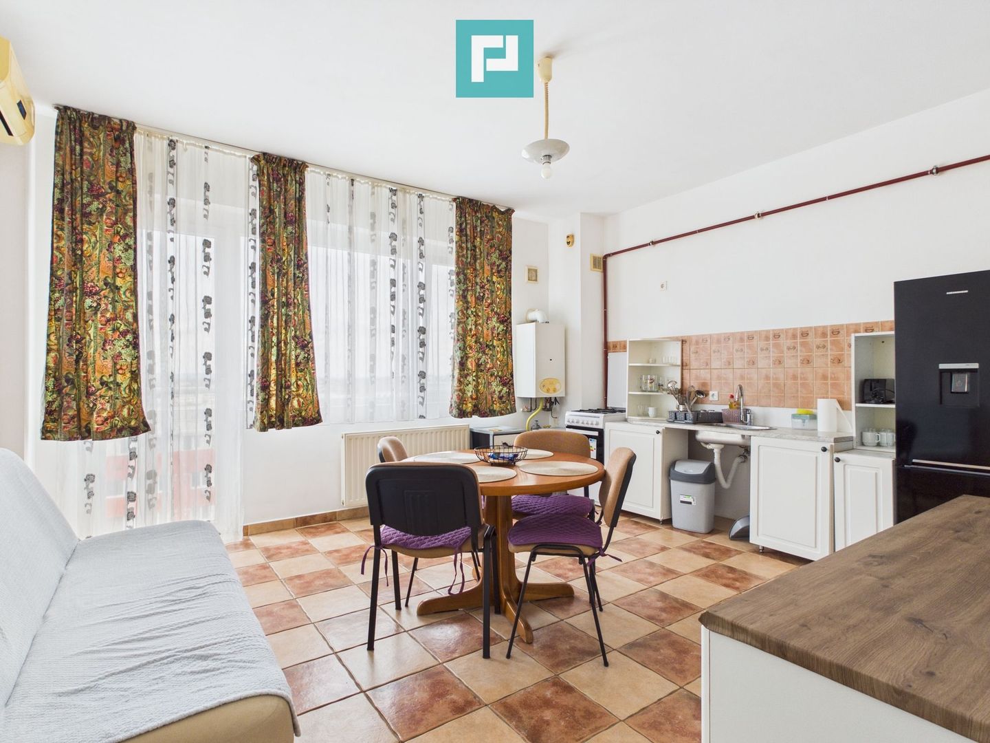 De închiriat apartament cu 3 camere la ARED Uta! - Poză 2