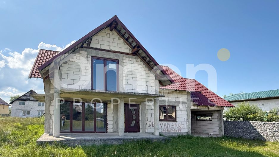 Casă cu potențial imens P+M, teren 7,91 ari, zonă liniștită, Ocna Șugatag. - Poză 7