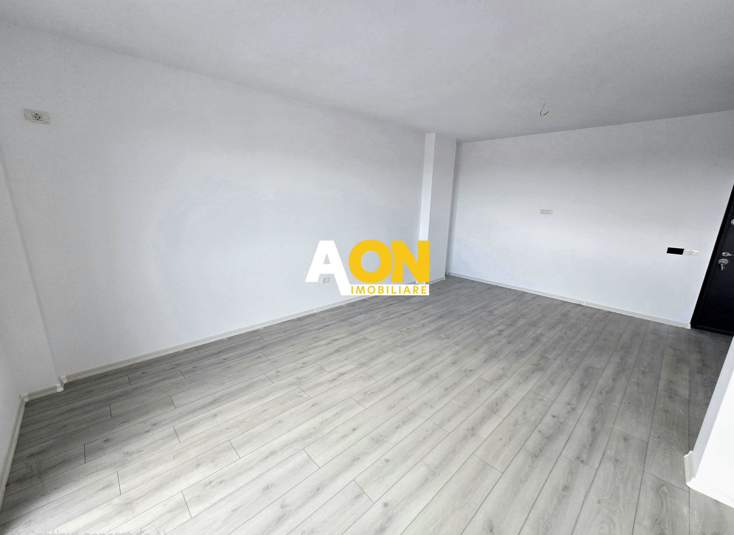 Apartament cu 2 Camere, 43MP, Bloc Nou, Ultrafinisat, Zona Centru - Poză 3