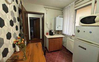 Apartament 1 camera, decomandat, zona Între Lacuri - Poză 4